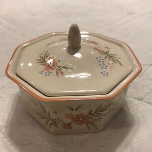 Vintage 80s St Michael Japan ceramic‎ trinket box made in England